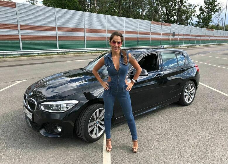 Изображение Тест-драйв BMW 118i с Еленой Берковой: маленький размер — большое удовольствие