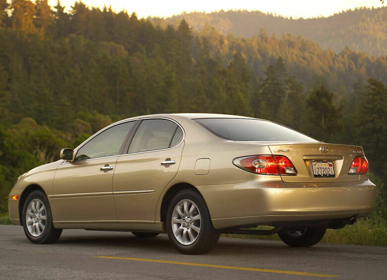 Изображение Cуд обязал Toyota выплатить 242 млн. долларов владельцу Lexus ES