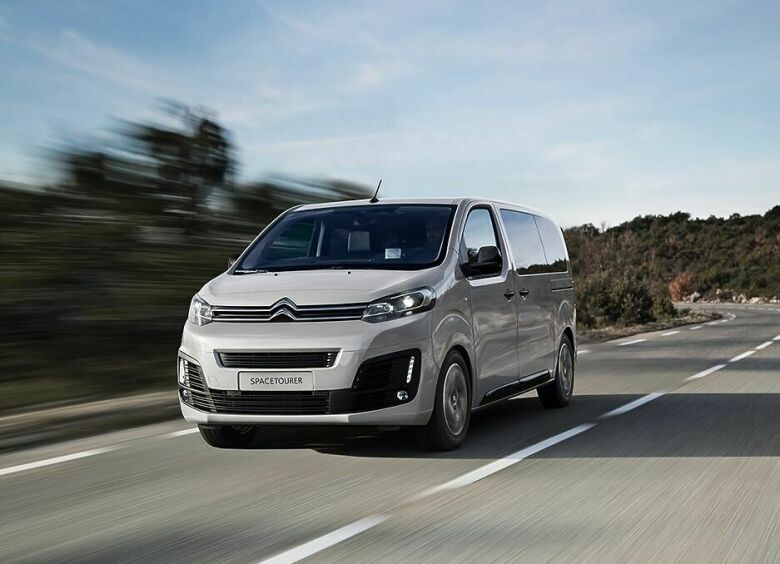 Изображение В России стартовало производство топовых версий Citroёn Spacetourer и Peugeot Traveller