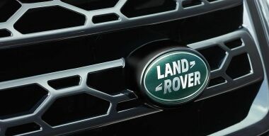 Названы цены и дата начала продаж в России Land Rover Discovery Sport Landmark