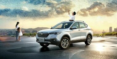 Обновленноый кроссовер Besturn X80 получил новые комплектации