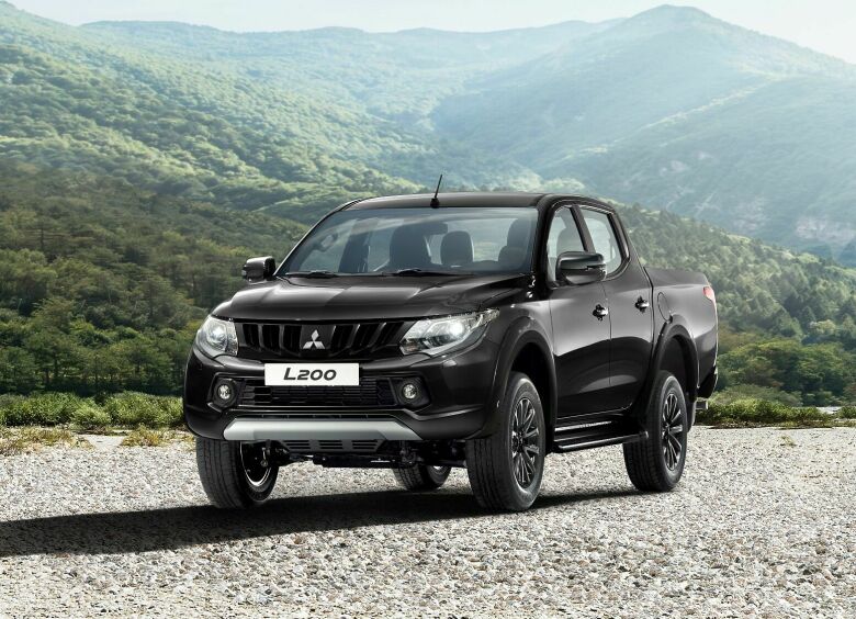 Изображение В России начались продажи Mitsubishi L200 спецсерии Black line