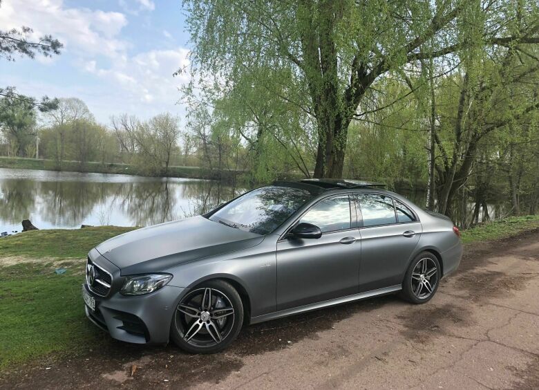 Изображение 43 удовольствия: тест-драйв Mercedes-AMG E43 4MATIC