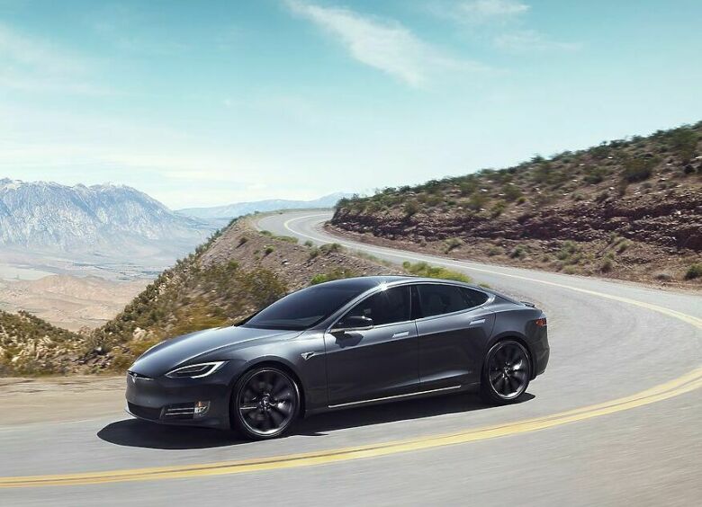 Изображение Электрокары Tesla Model S отзываются по вине компании Bosch