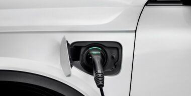 Новый Volvo S60 оставят без дизельных двигателей