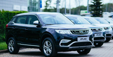Geely Atlas, покорив Китай, двинулся в Европу