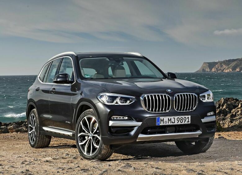 Изображение В России отзываются кроссоверы BMW X3