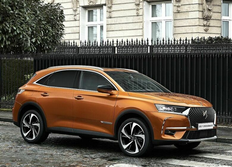 Изображение Названы сроки появления в России нового кроссовера DS 7 Crossback