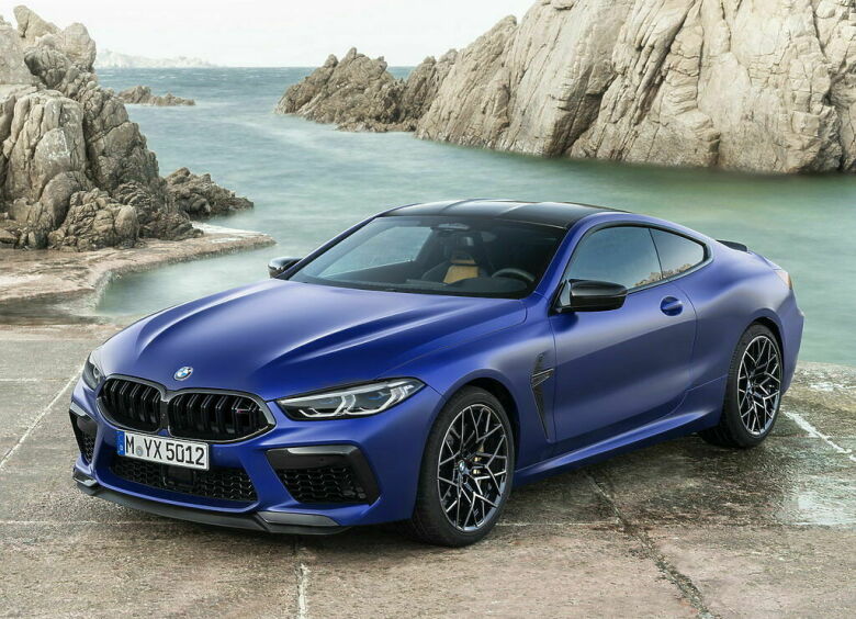 Изображение BMW 8-й серии впервые замечен без камуфляжа