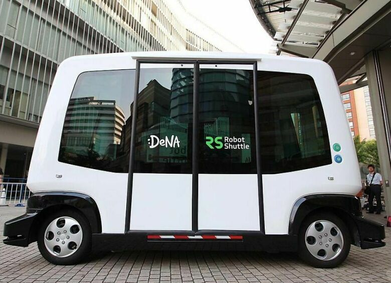 Изображение Первый беспилотный микроавтобус выехал на дороги Японии