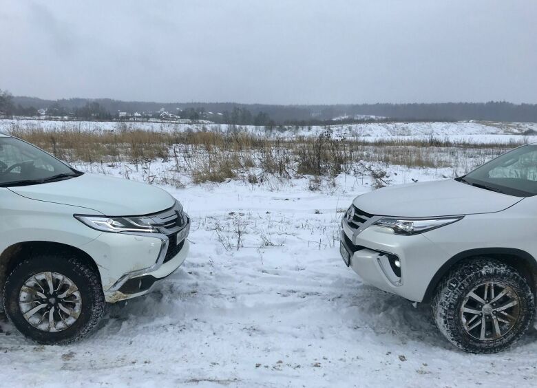 Изображение Битва титанов: Toyota Fortuner против Mitsubishi Pajero Sport