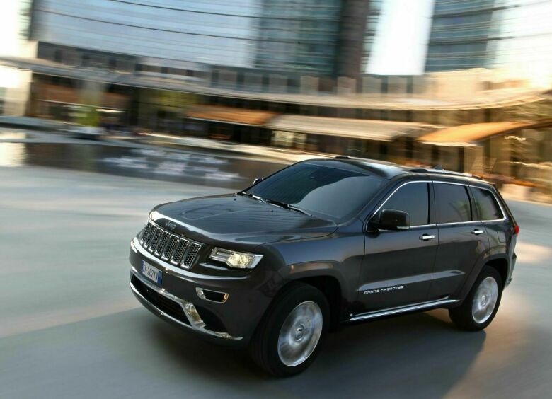 Изображение В России отзывают более 10 000 внедорожников Jeep Grand Cherokee