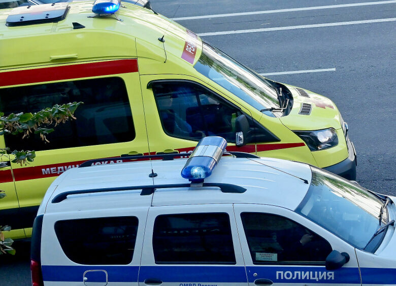 Изображение Рейсовый автобус врезался в остановку общественного транспорта в Москве