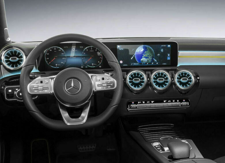 Изображение Mercedes-Benz показал интерьер нового A-Class
