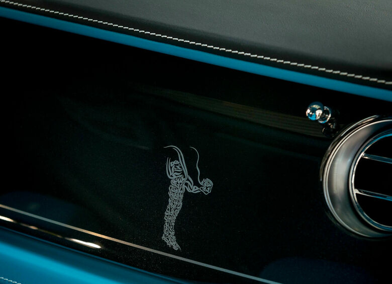 Изображение Состоялась премьера уникального Rolls-Royce Ghost Spirit of Calligraphy