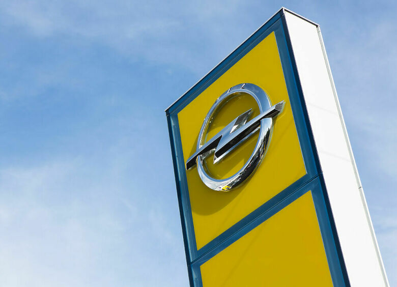 Изображение Peugeot-Citroёn собирается отсудить половину денег, заплаченных за Opel