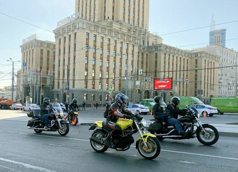 Изображение Нarley-Davidson отдыхает: почему за границей так любят российский мотоцикл «Урал»