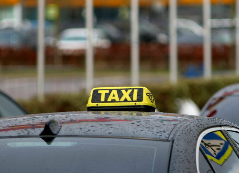 Изображение Таксистов-нелегалов отключат от «Яндекс.Такси», Uber и Gett