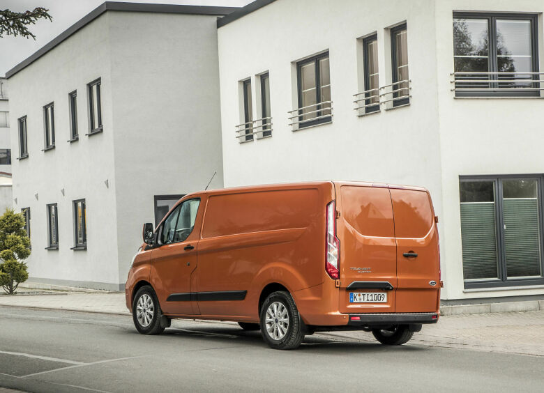 Изображение Тест-драйв Ford Transit Custom: одна тонна успеха