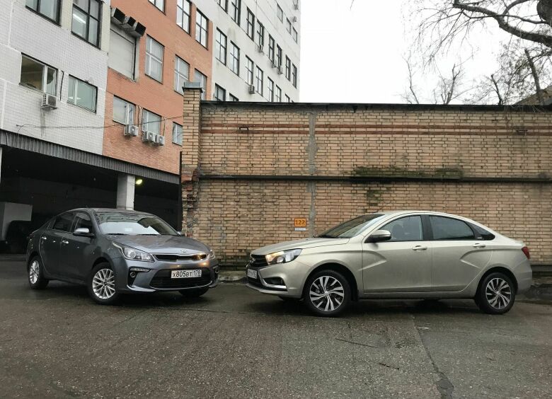 Изображение LADA Vesta vs KIA Rio: кто первый в дамки