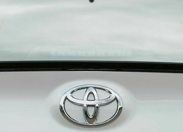 Изображение Российские специалисты представили шестиколесную Toyota