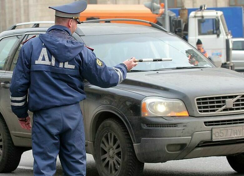 Изображение Водителей начнут штрафовать за отсутствие светоотражающего жилета