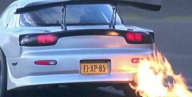 Фото www.carthrottle.com