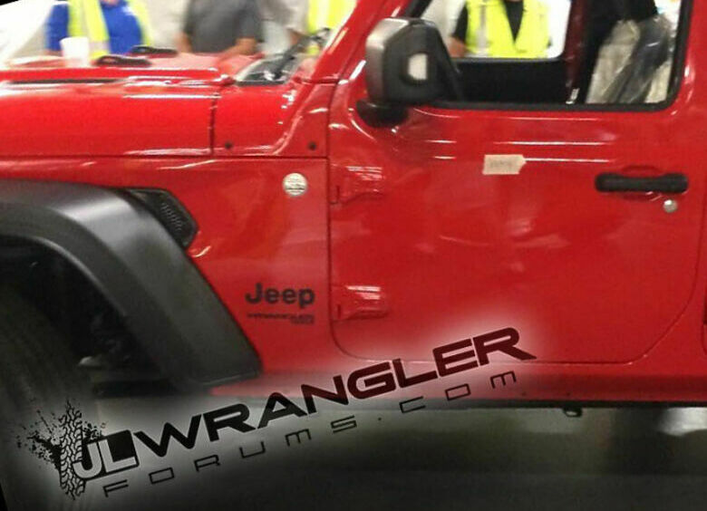 Изображение Jeep Wrangler четвертого поколения встал на конвейер