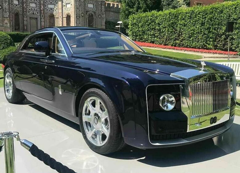 Изображение Rolls-Royce презентовал самый дорогой автомобиль