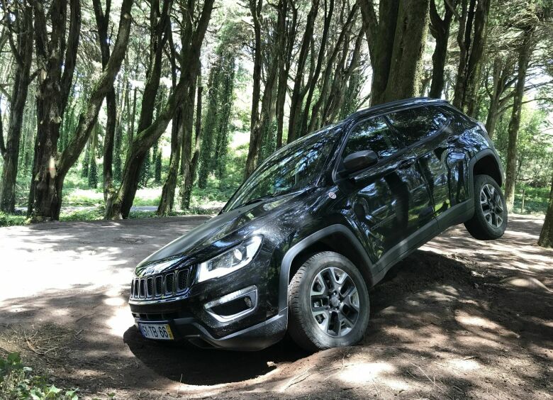 Изображение Первый тест-драйв нового Jeep Compass: агрессия металла