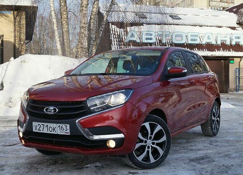 Изображение LADA XRAY попала в ТОП-3 самых продаваемых кроссоверов