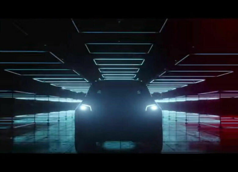 Изображение Новый Mercedes-Benz X-Class показали на видео