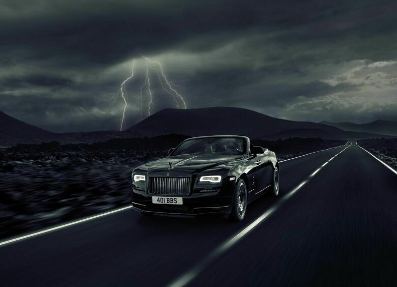 Изображение Rolls-Royce готовит к премьере Dawn «черной» спецсерии Black Badge