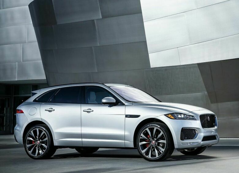 Изображение Jaguar XE, XF и F-PACE получили в России новые моторы