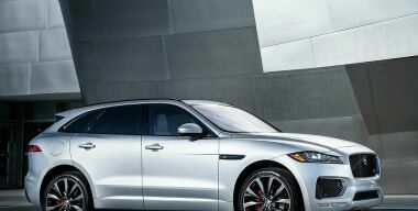 Jaguar XE, XF и F-PACE получили в России новые моторы