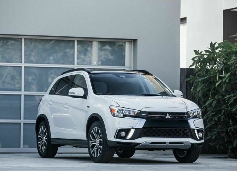 Изображение Mitsubishi ASX 2018 модельного года дебютирует в Нью-Йорке