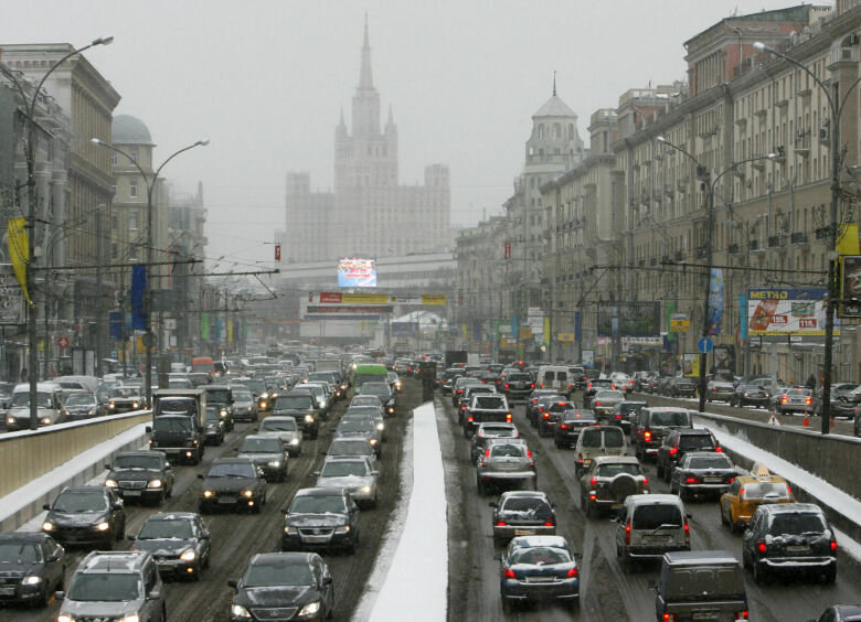 Изображение Москвичи обеспечены автомобилями хуже воронежцев