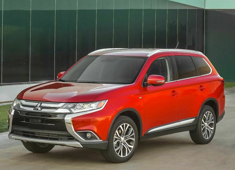 Изображение Mitsubishi отзывает в России кроссоверы Outlander