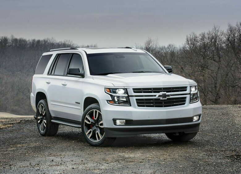 Изображение Chevrolet Tahoe и Suburban обзавелись «спортивными» версиями RST