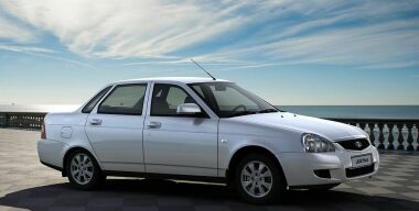 АВТОВАЗ не планирует снимать LADA Priora с производства