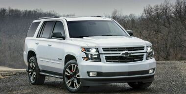 Chevrolet Tahoe и Suburban обзавелись «спортивными» версиями RST