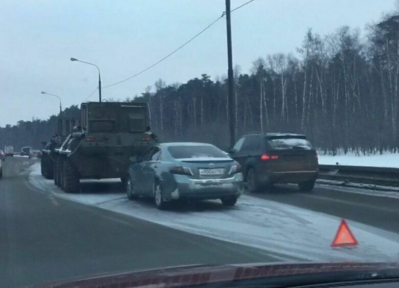 Изображение ГИБДД попыталась скрыть аварию с бронетехникой на МКАД