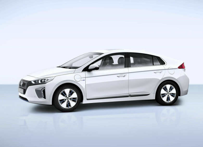 Изображение Корейцы запускают в продажу гибридный хетчбэк Hyundai Ioniq