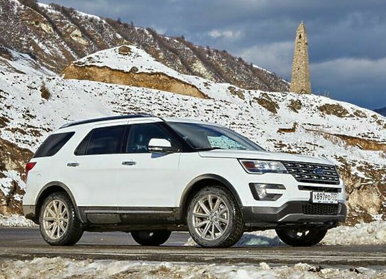 Изображение Ford снижает цены на кроссовер Explorer