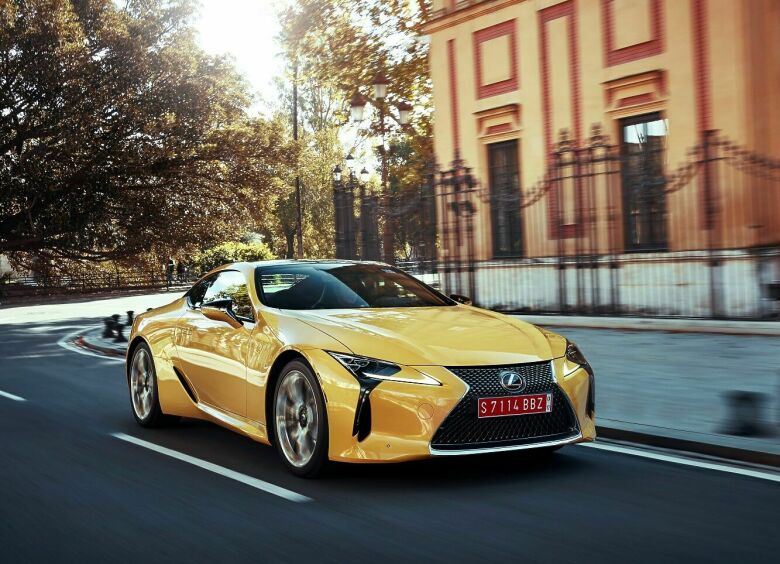 Изображение Стартовал прием заказов на купе Lexus LC 500