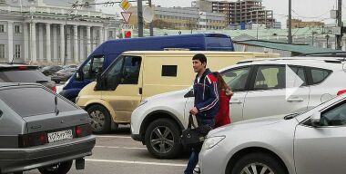 Почему штрафы от камер, «ловящих» водителей за непропуск пешеходов, надо обжаловать