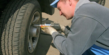 Что делать, чтобы колеса не откручивались сами по себе