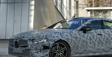 Mercedes-Benz готовится к премьере CLS нового поколения