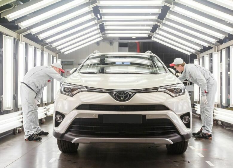 Изображение Toyota стала выпускать для России в два раза больше Camry и RAV4