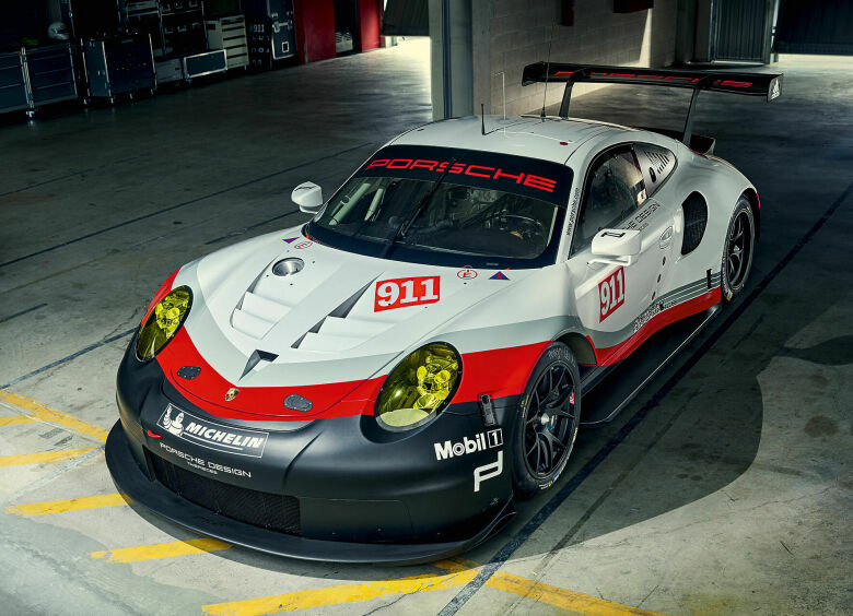 Изображение Porsche 911 получил среднемоторную компоновку